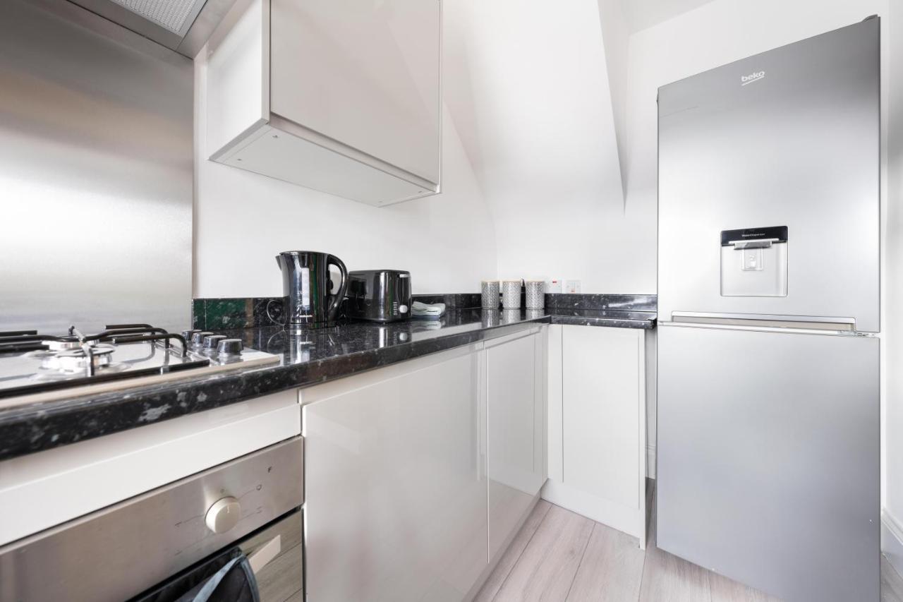 Contractor Accommodation Near Heathrow, Windsor Minutes From M4 Slough Exteriör bild